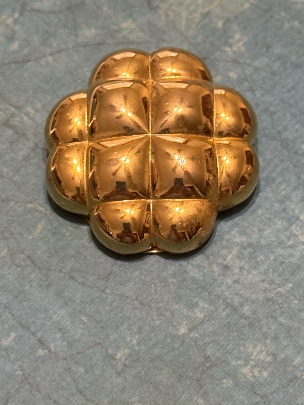 VINTAGE GOLD TONE SCARF CLIP